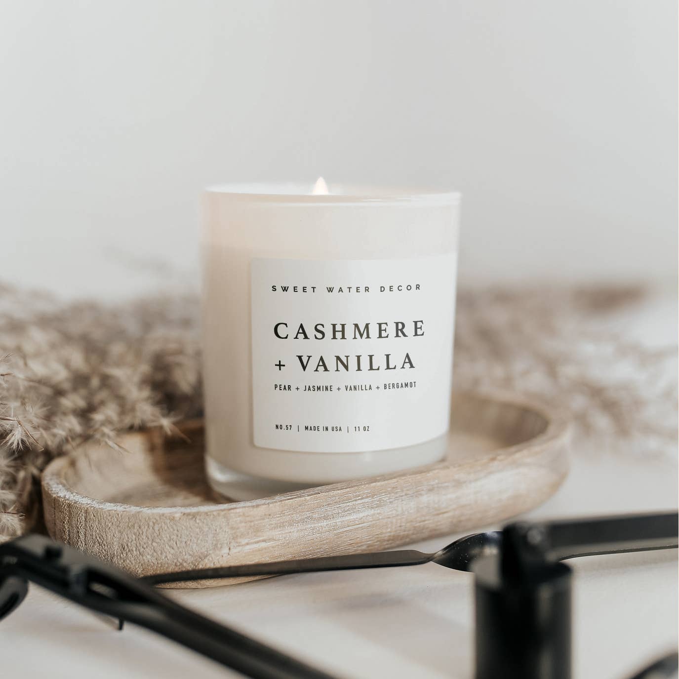 Cashmere and Vanilla 11 oz Soy Candle